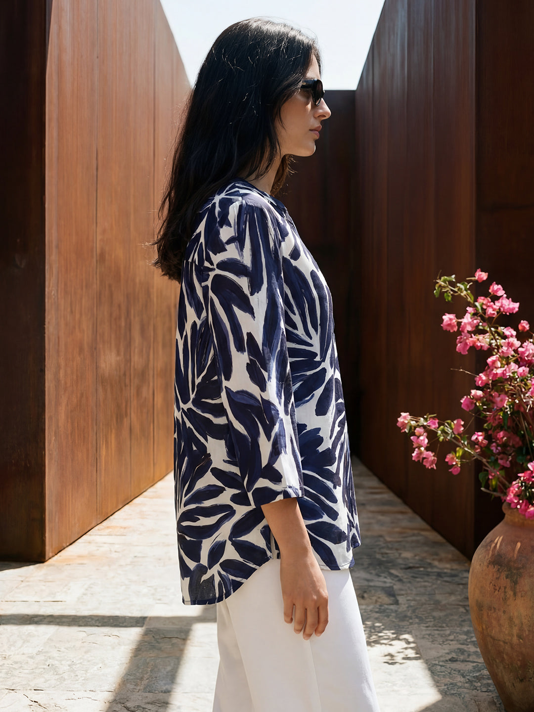 Flora Bloom Henley (Urban Dark Blue)