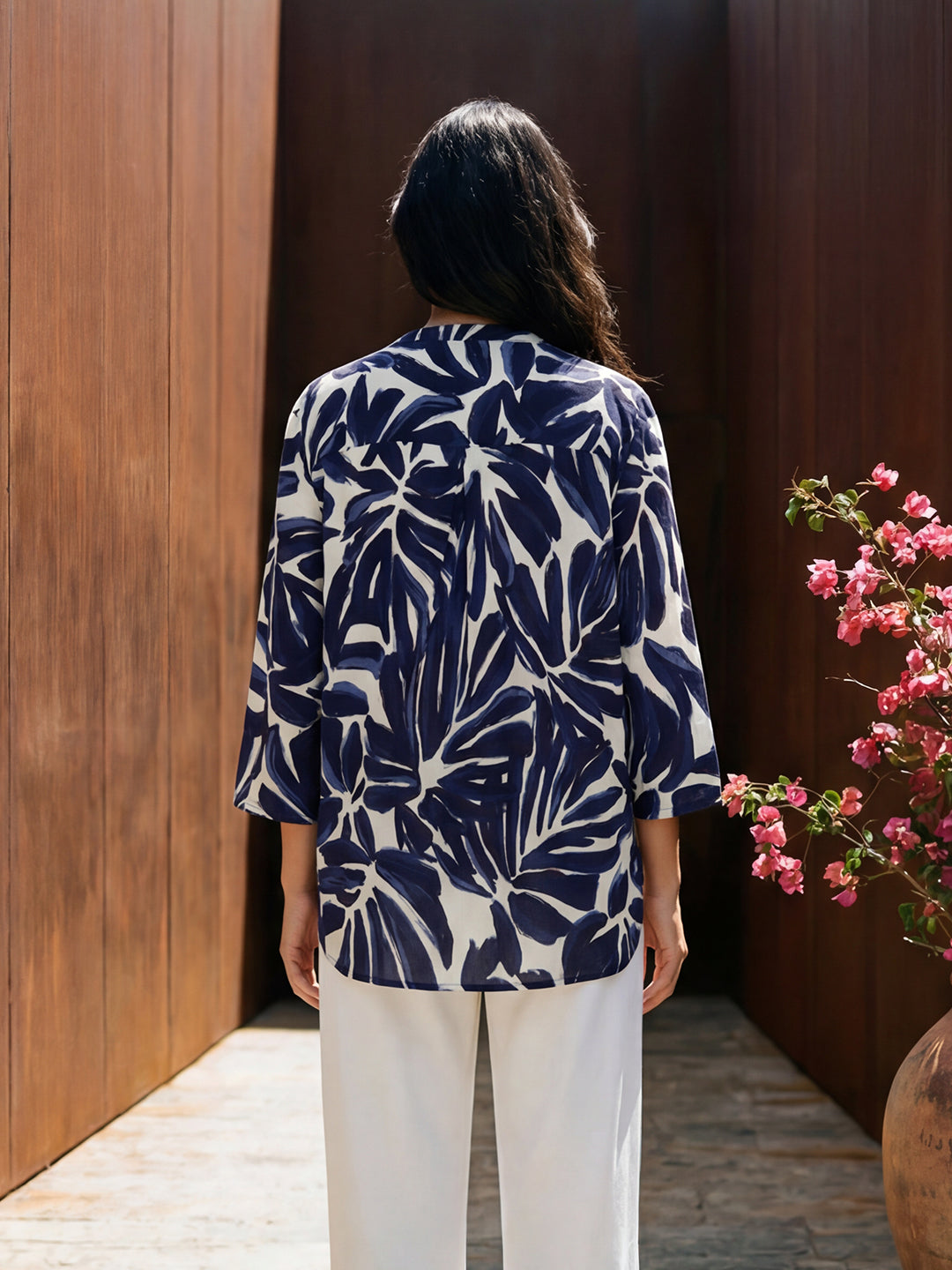 Flora Bloom Henley (Urban Dark Blue)