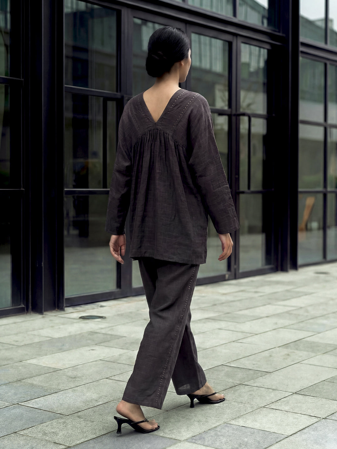 Subtle grid Trousers