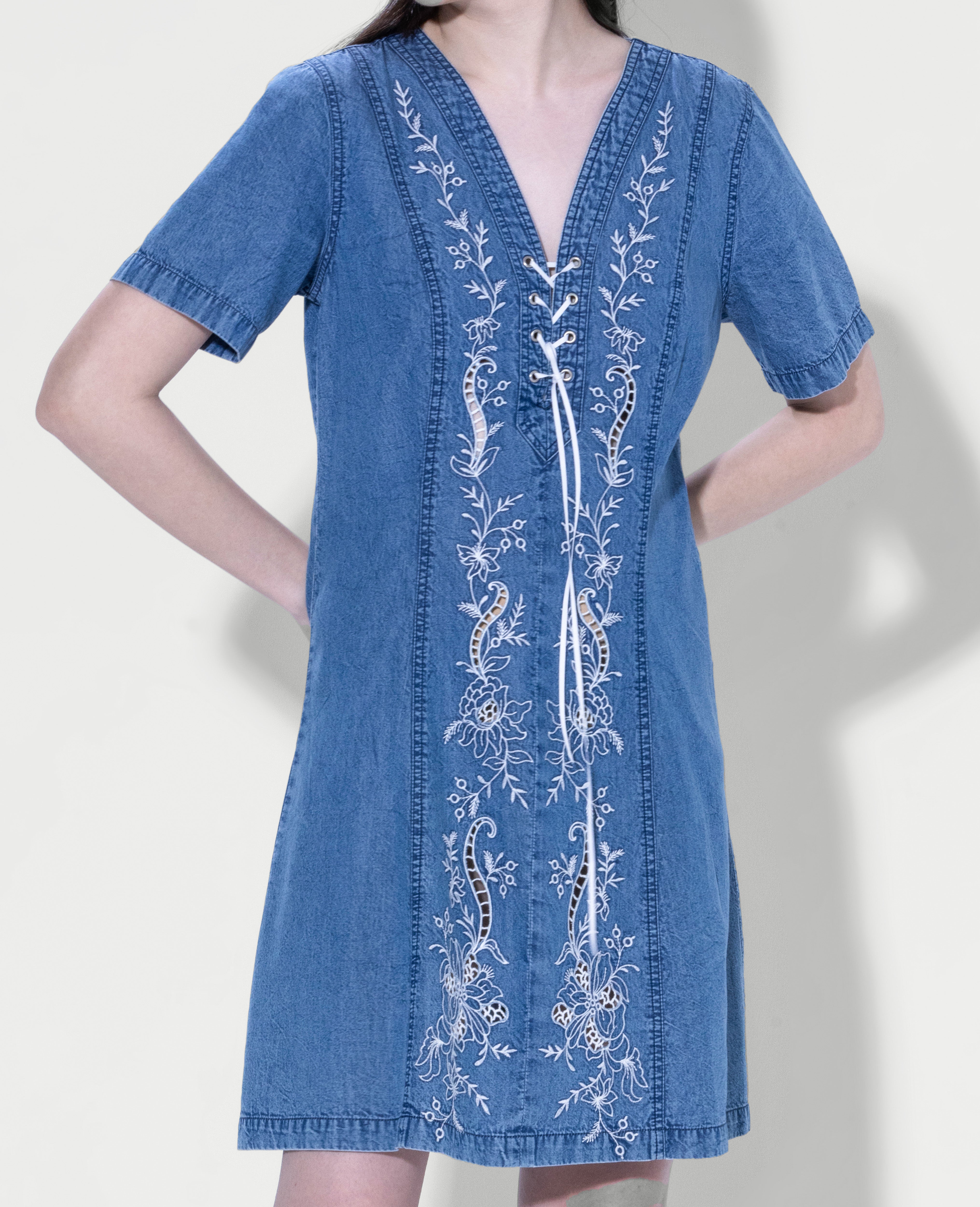 Embroidered lace-up dress