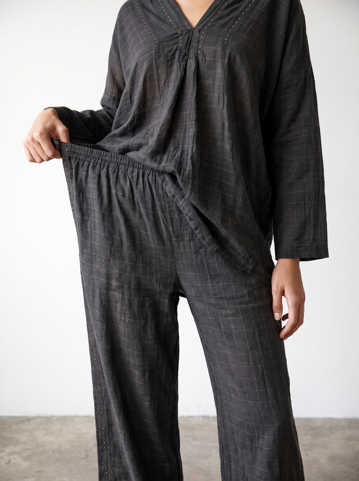 Relaxed Grid Trousers