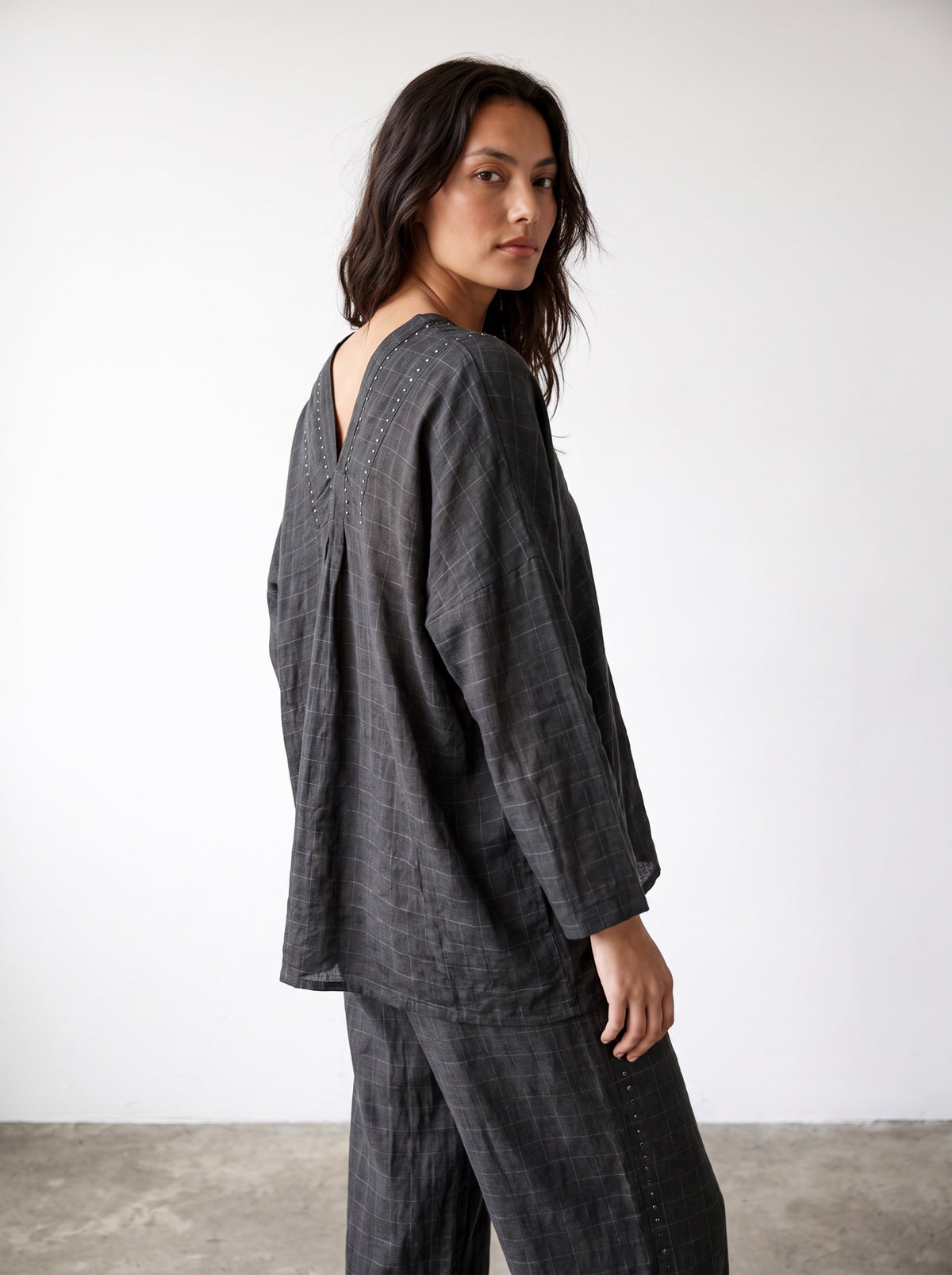 Relaxed Grid Fold Top
