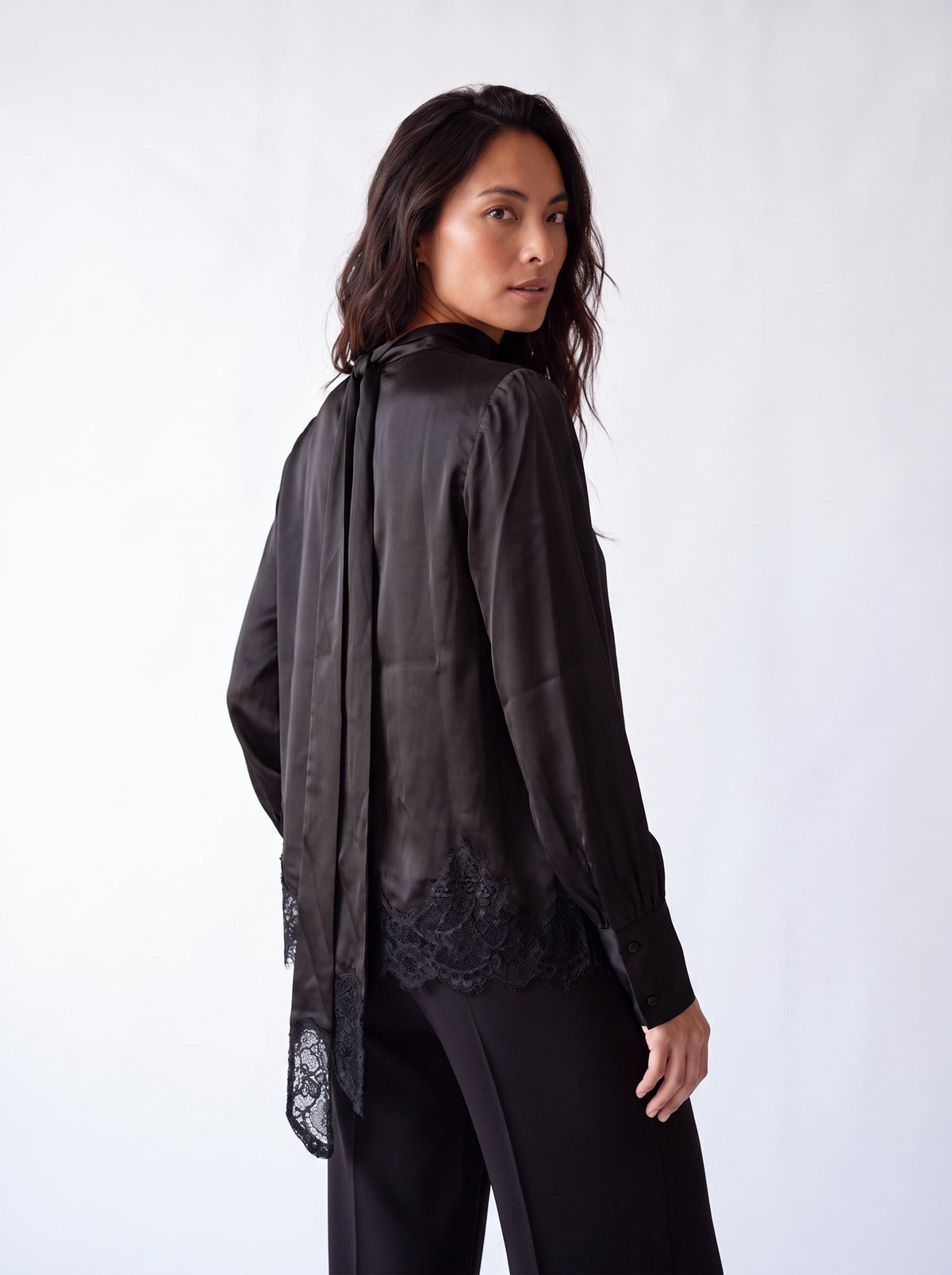 Tie-detailed lace trimmed top